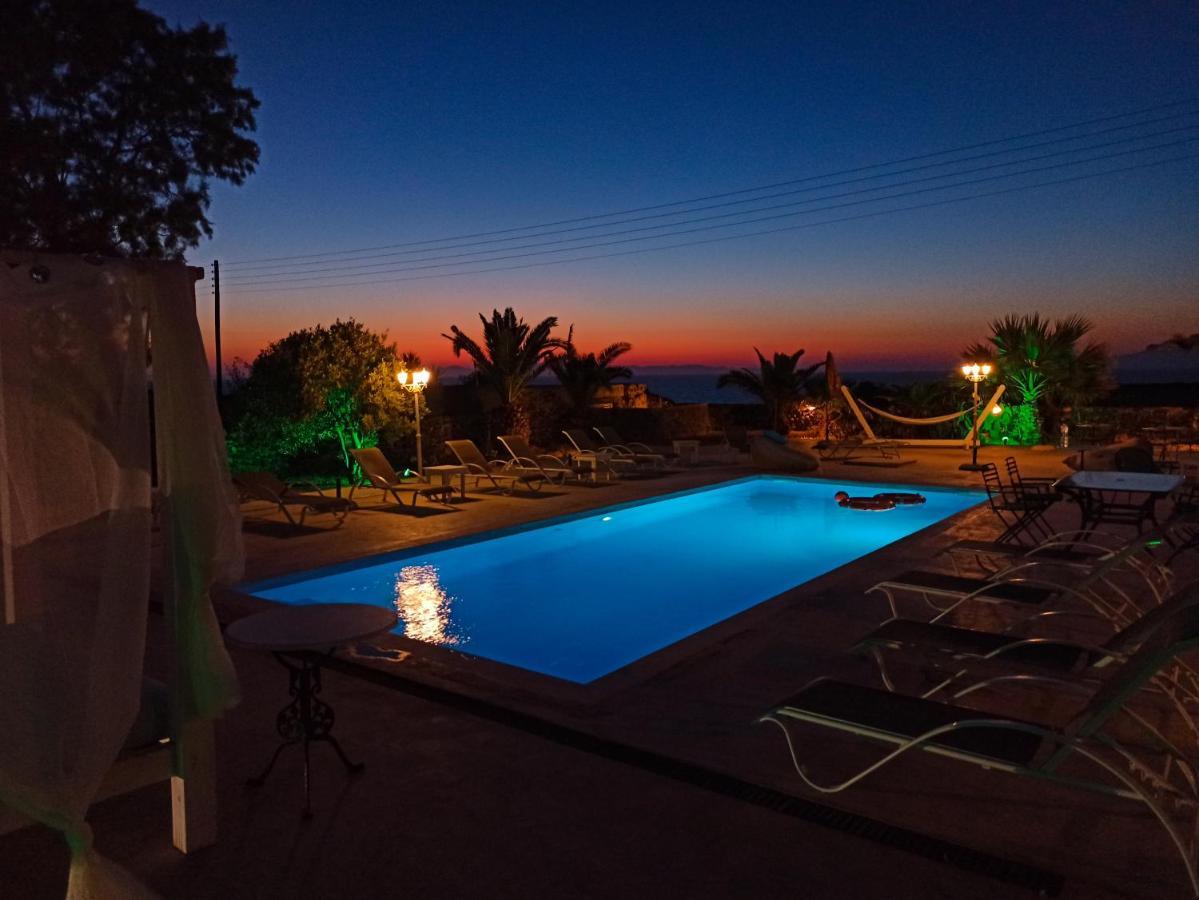 Ecoxenia Aparthotel Иа Екстериор снимка