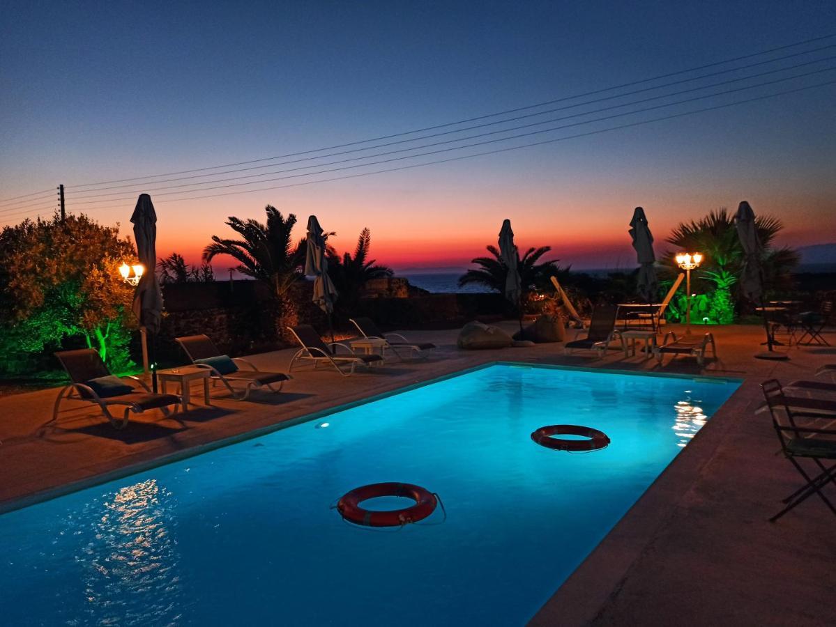 Ecoxenia Aparthotel Иа Екстериор снимка